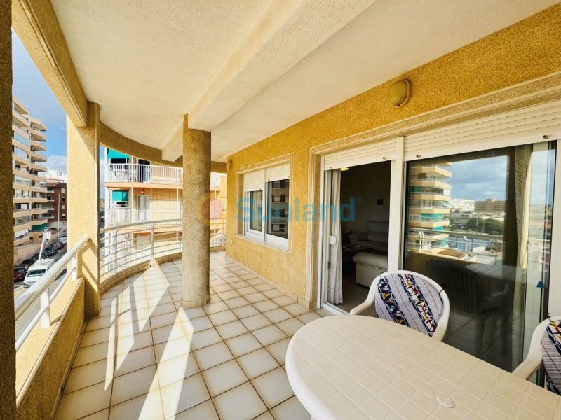 Resale - Apartment - La Mata