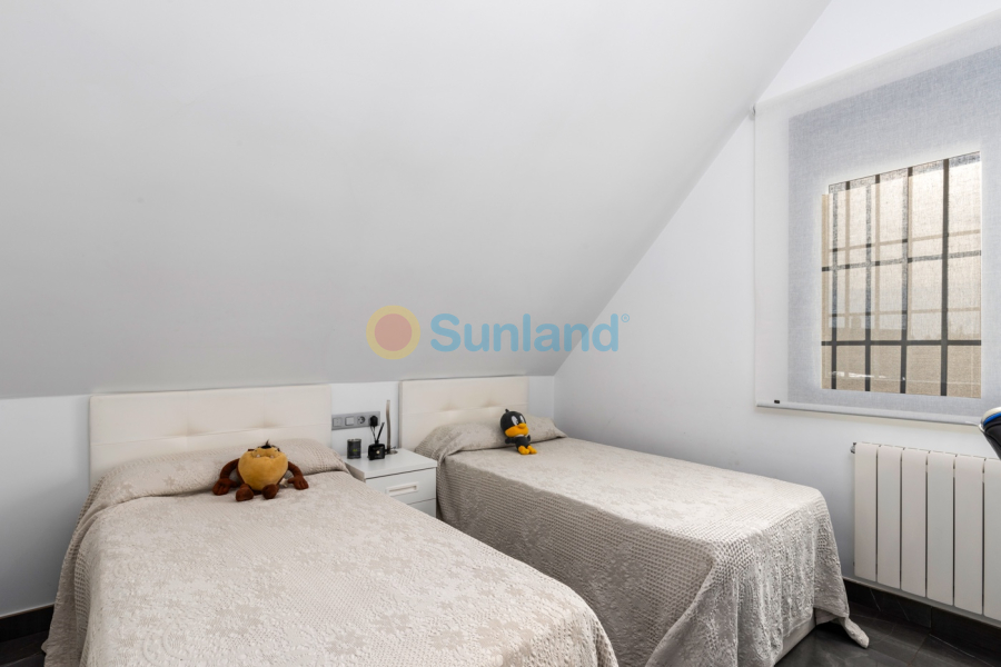 Resale - Villa - San Juan Alicante - Frank Espinós