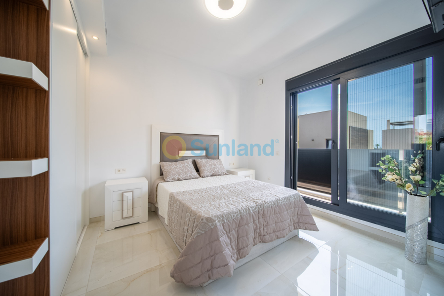 Använda fastigheter - Villa - Orihuela Costa - Lomas De Cabo Roig