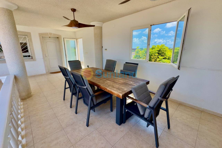 Använda fastigheter - Villa - Rojales