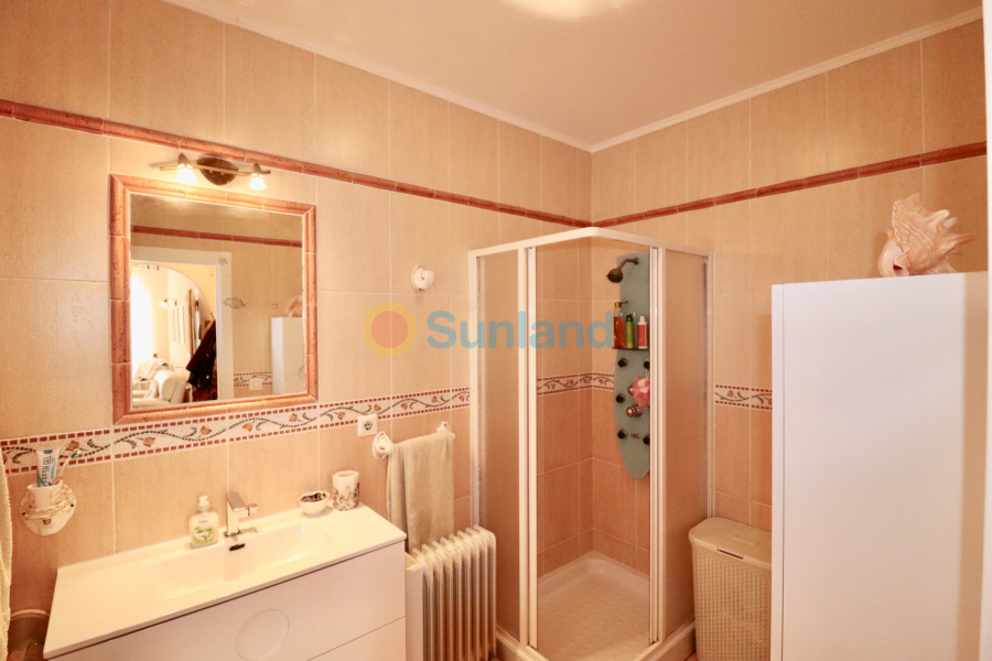 Resale - Country house - Catral