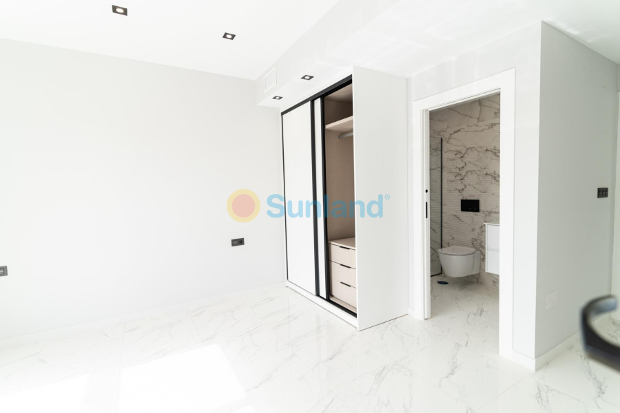 Ny bygg - Villa - Orihuela Costa - Punta Prima