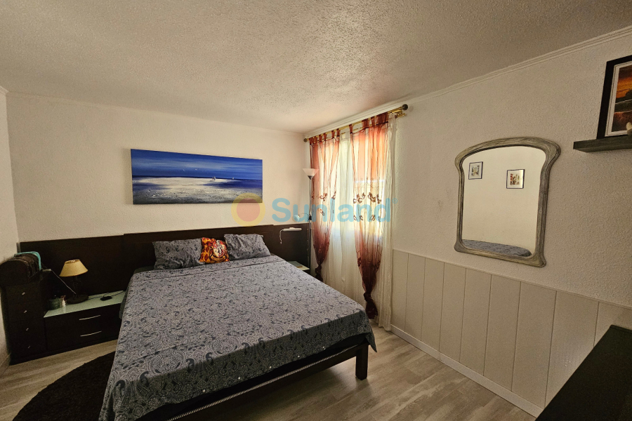 Använda fastigheter - Villa - Los Altos - Royal Park