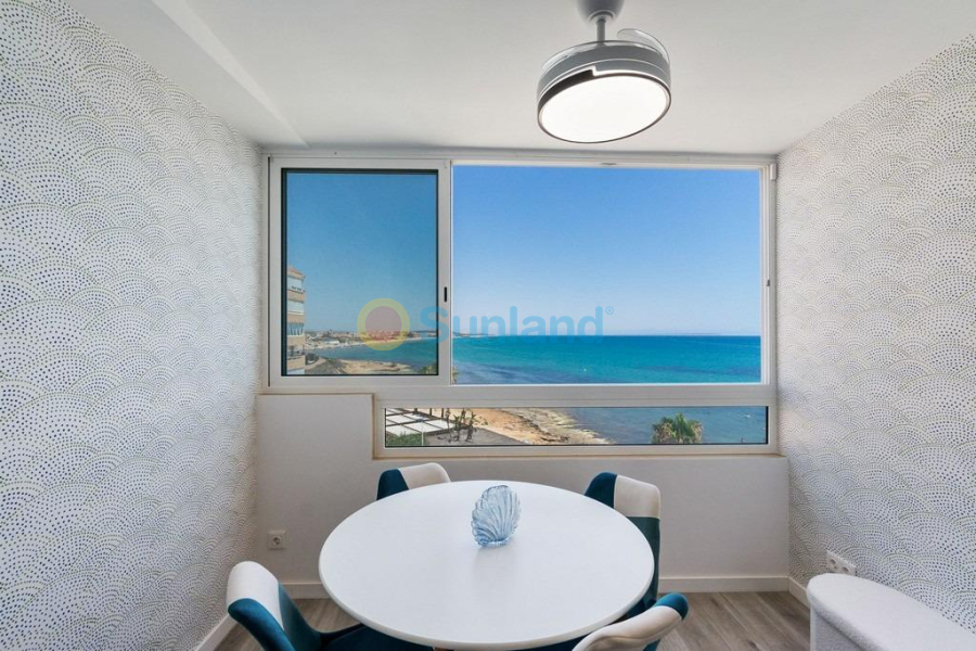 Resale - Apartment - Torrevieja - Cabo Cervera