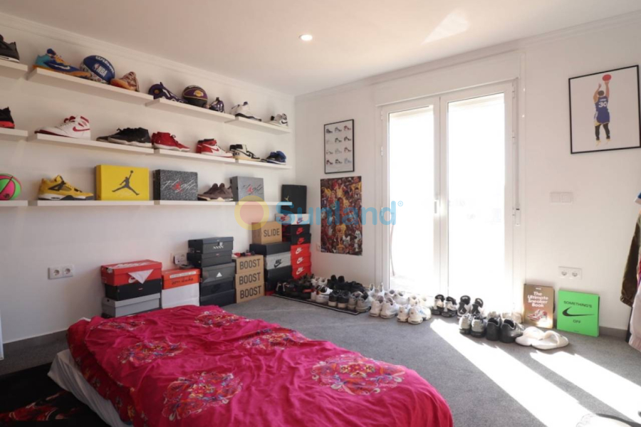 Använda fastigheter - Villa - Rojales