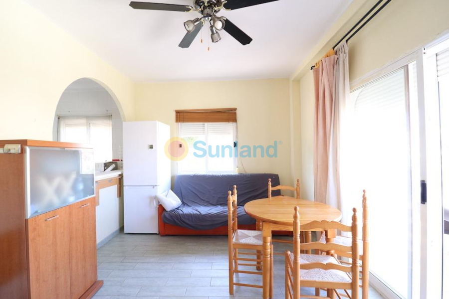 Segunda mano - A - Orihuela Costa - Las Filipinas