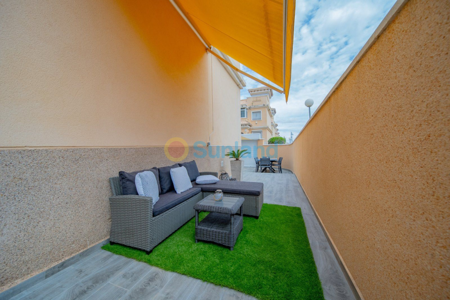 Segunda mano - Casa de Pueblo - Orihuela Costa - PAU 26