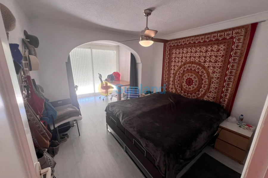 Använda fastigheter - Villa - La Nucía - Monte Bello