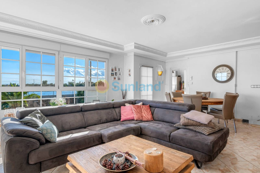 Segunda mano - Country house - Los Montesinos