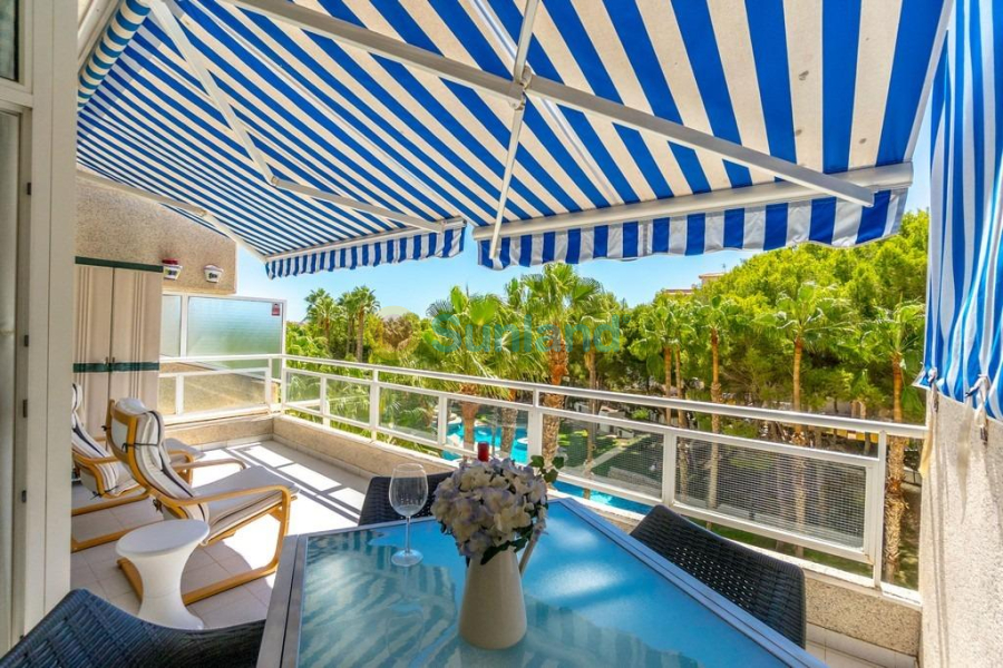 Resale - Apartment - Orihuela Costa - Altos de Campoamor