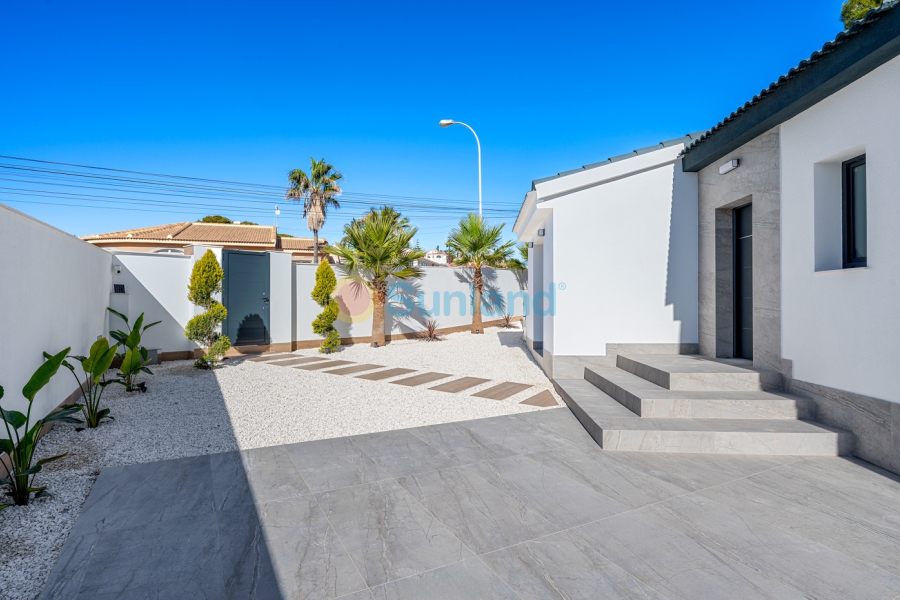 Resale - Villa - Ciudad Quesada - Rojales - Rojales