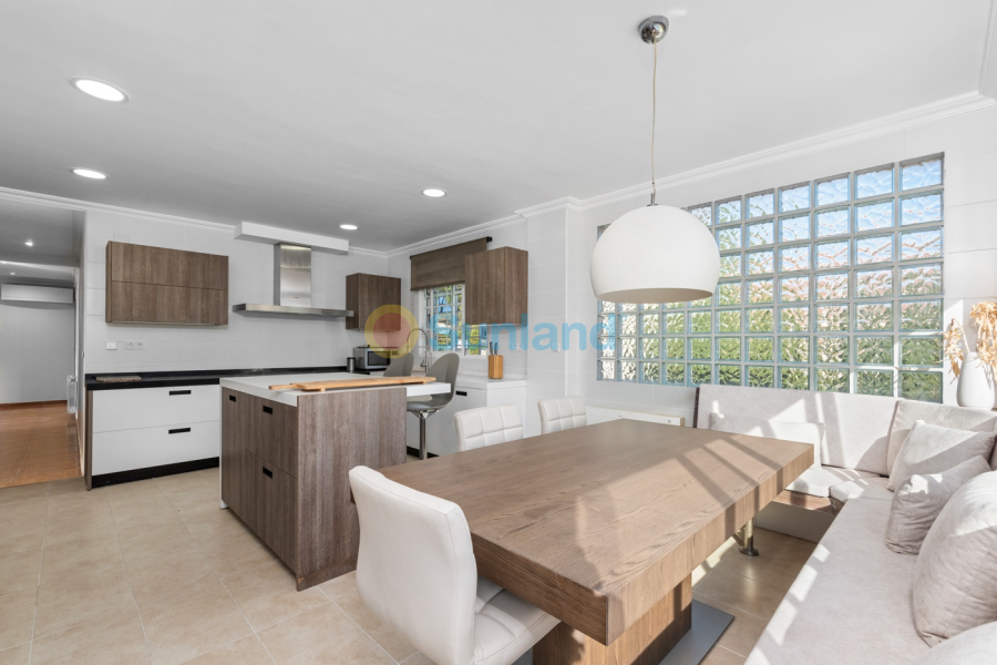 Använda fastigheter - Villa - Los Balcones