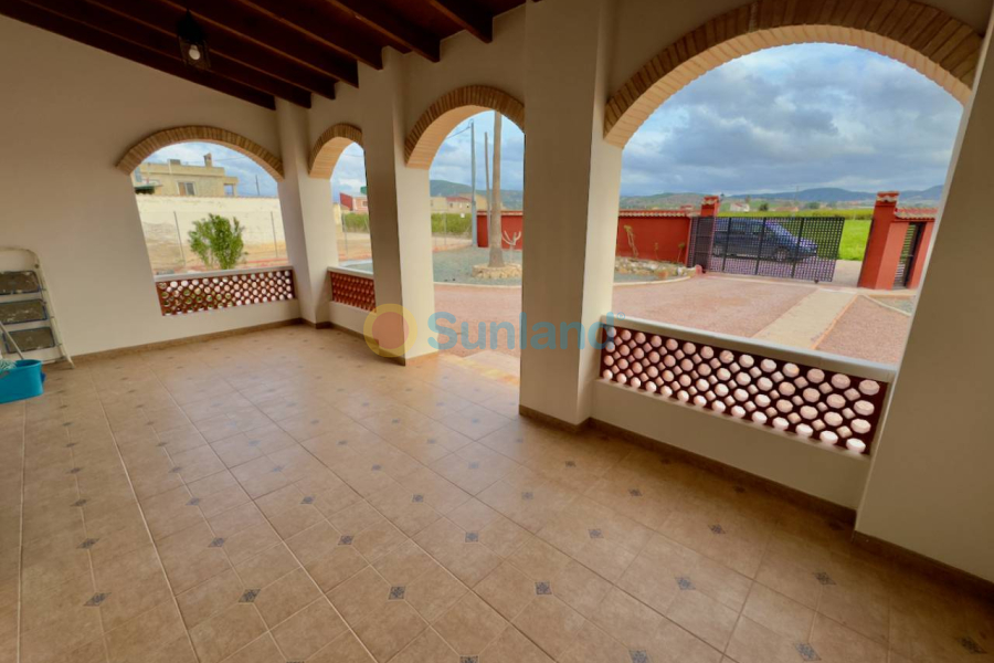 Resale - Country house - Orihuela