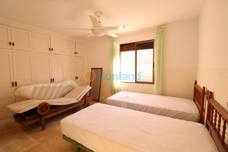 Resale - V - Cabo Roig - MUY CERCA DE LA PLAYA