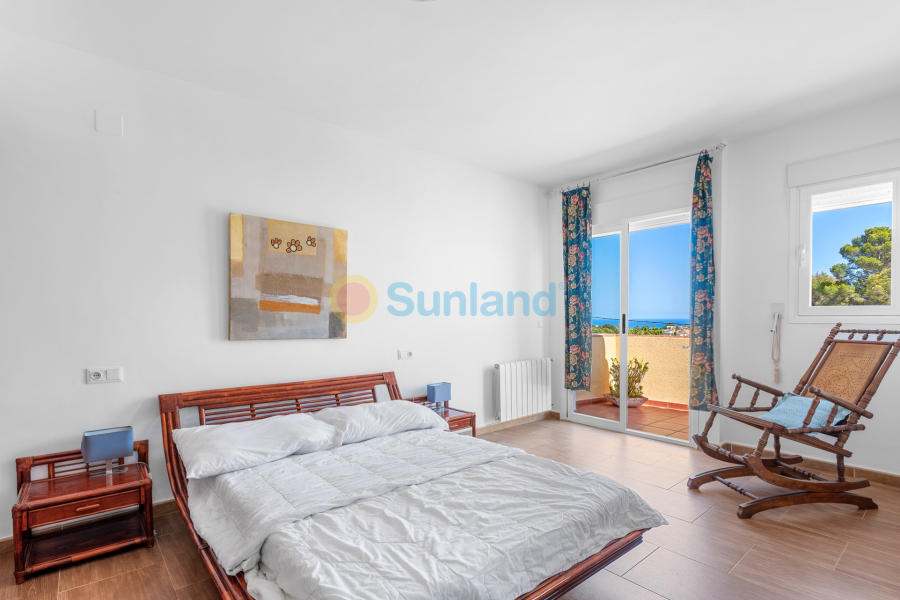 Resale - Villa - Alfas del Pi - Alfas Del Pi