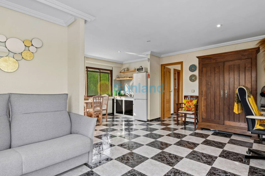 Brukte eiendommer - Villa - Algorfa - Castillo de montemar