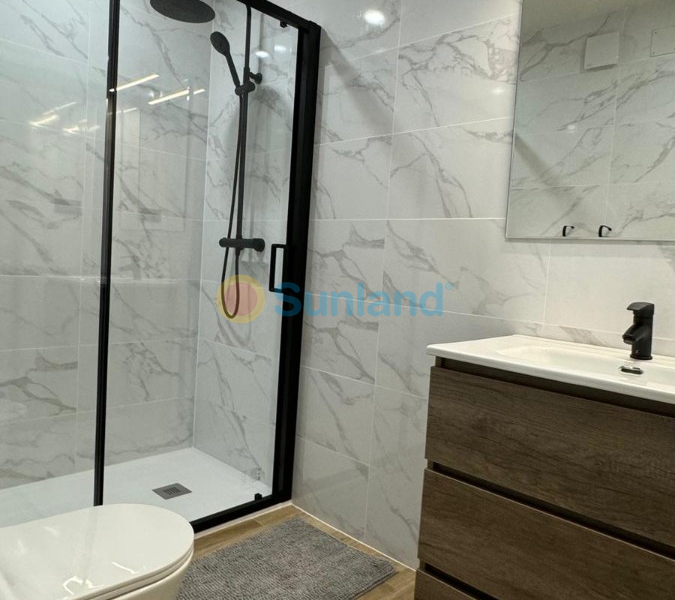 Resale - Apartment - Torrevieja