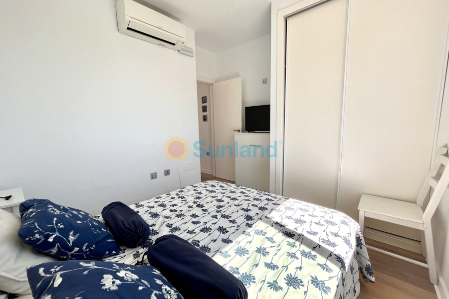 Resale - V - Torre De La Horadada