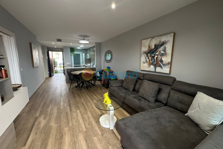 Resale - Apartment - Orihuela Costa - Los Dolses