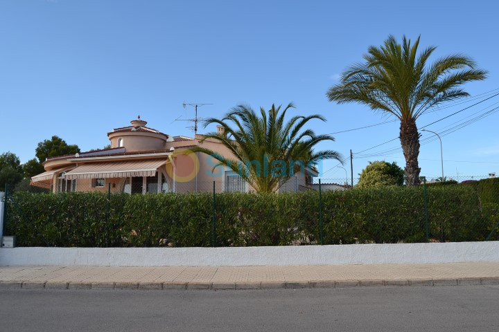 Resale - Detached Villa - Ciudad Quesada - Central Quesada