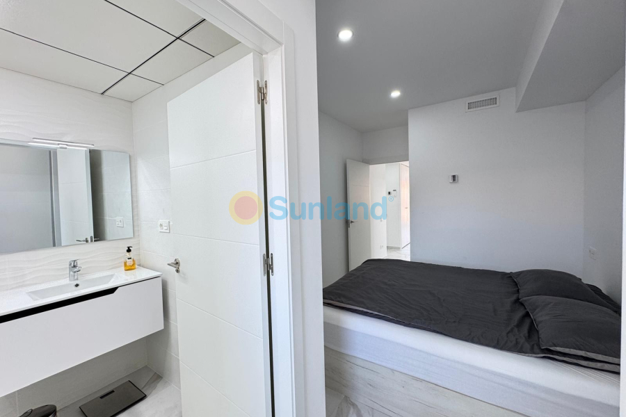 Resale - Apartment - Torrevieja - 