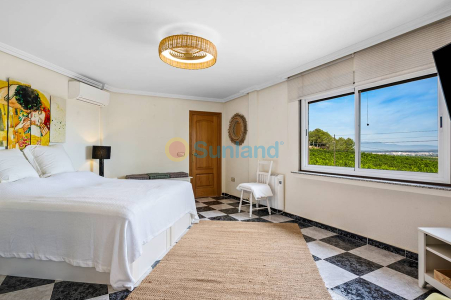 Brukte eiendommer - Villa - Algorfa - Castillo de montemar