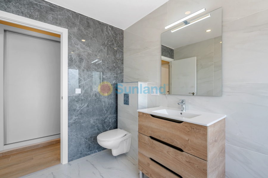 Resale - Villa - La Nucía - La nucia