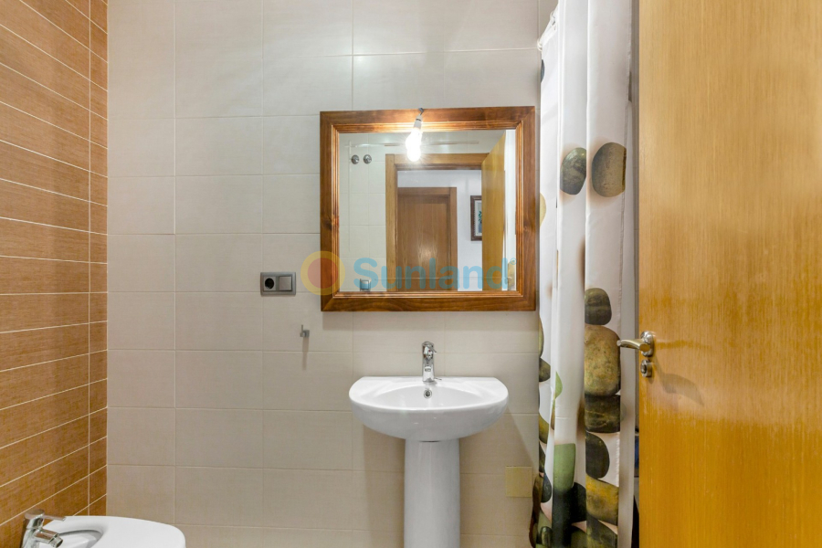 Brukte eiendommer - Apartment / flat - Torrevieja - La Mata pueblo