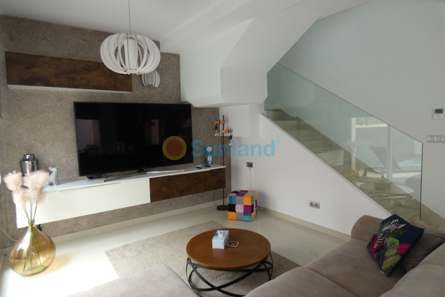 Вторичка - Bилла - Ciudad Quesada