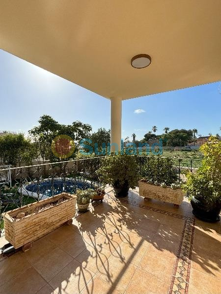 Segunda mano - Chalet - Ciudad Quesada