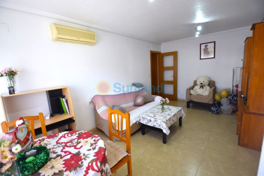 Segunda mano - Apartamento - Guardamar del Segura - Plaza Porticada