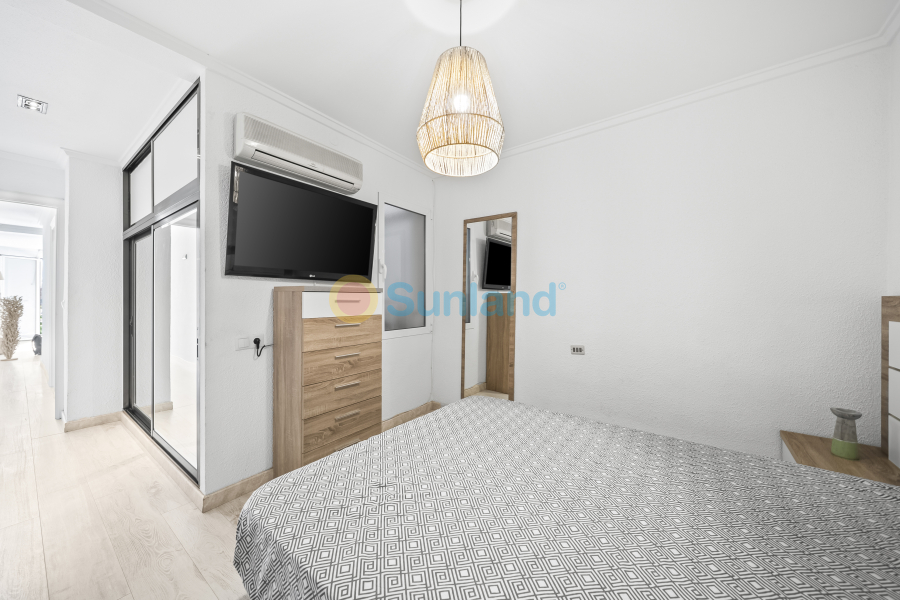 Segunda mano - Apartamento - Torrevieja - Puerto