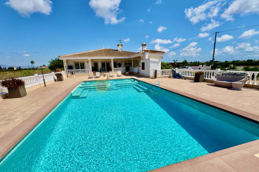 Använda fastigheter - Villa - Rojales