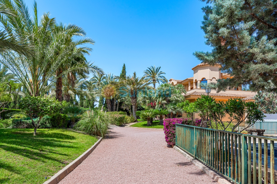 Resale - Villa - Elche - 