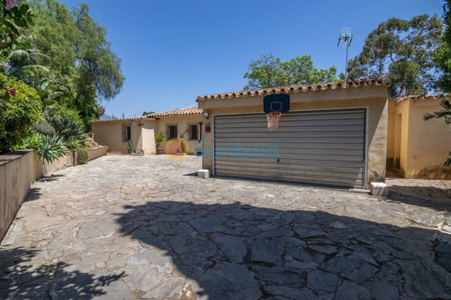 Använda fastigheter - Villa - Benahavis - La Quinta