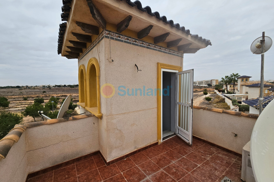 Använda fastigheter - Villa - Playa Flamenca - San Jose