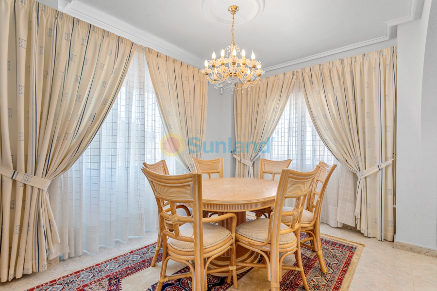 Segunda mano - Chalet - Ciudad Quesada - Rojales