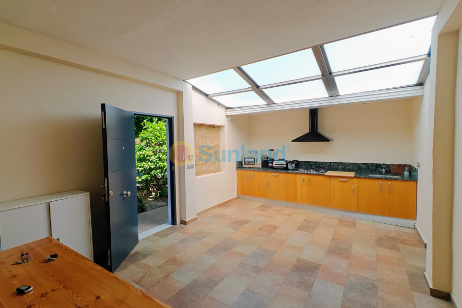 Resale - Villa - Elche - 