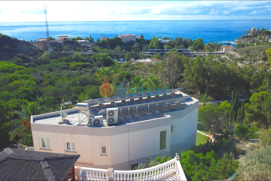 Resale - Villa - El Campello - 