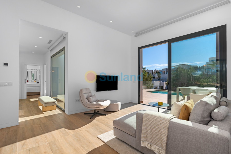 Resale - Villa - Las Colinas Golf Resort - Las Colinas golf