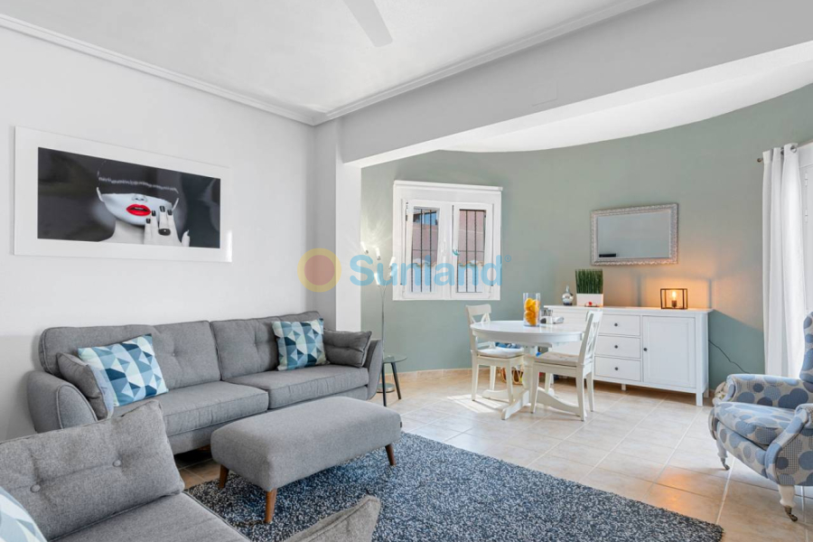 Resale - Villa - Ciudad Quesada