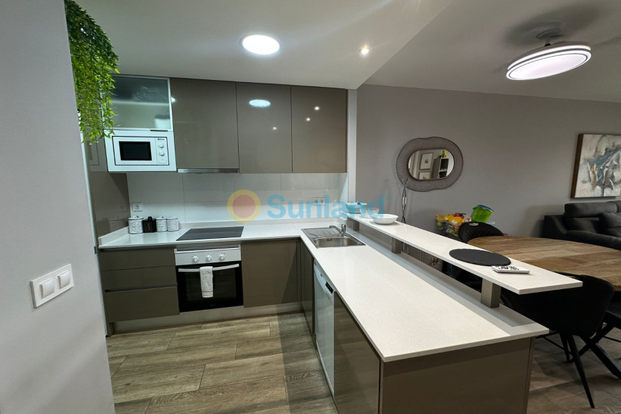 Resale - Apartment - Orihuela Costa - Los Dolses