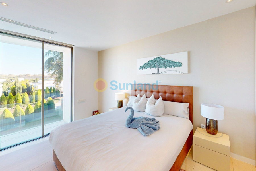 Вторичка - Bилла - Orihuela Costa - Las colinas golf