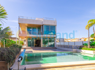 Villa - Använda fastigheter - Orihuela Costa - La Zenia