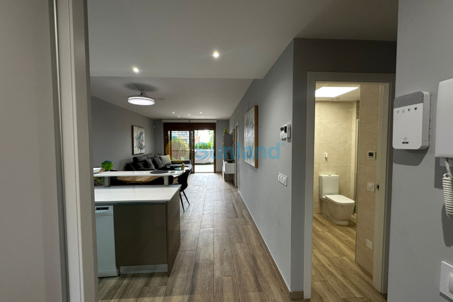 Resale - Apartment - Orihuela Costa - Los Dolses