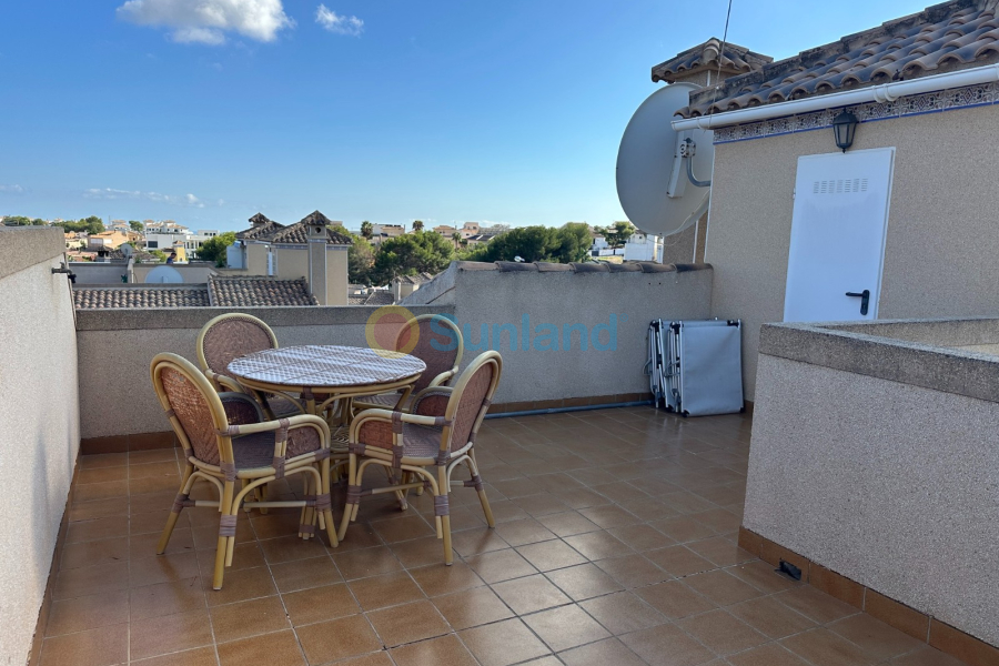 Resale - Villa - Orihuela Costa - Villamartin