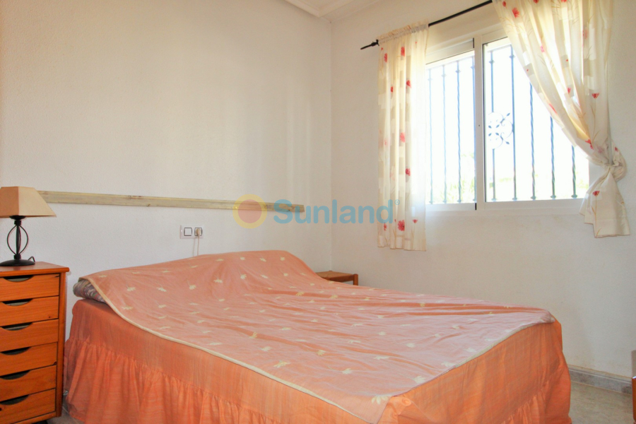 Resale - Townhouse - Villamartin