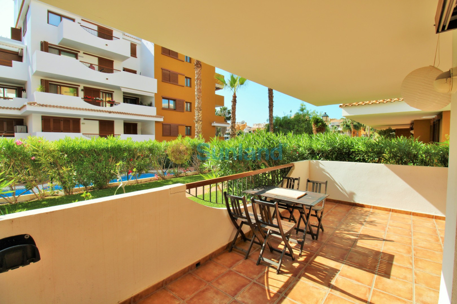 Resale - Apartment - Punta Prima - 