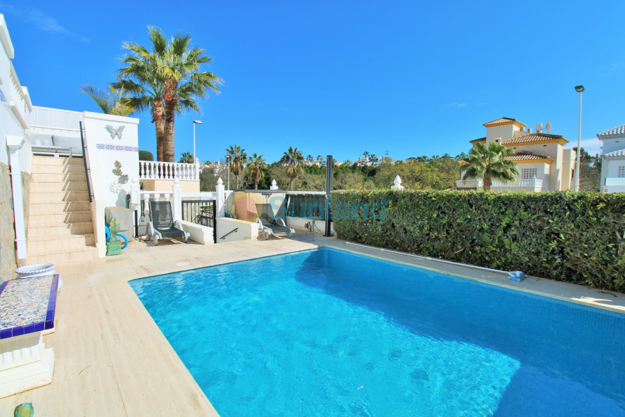 Använda fastigheter - Villa - Villamartin - Los Dolses