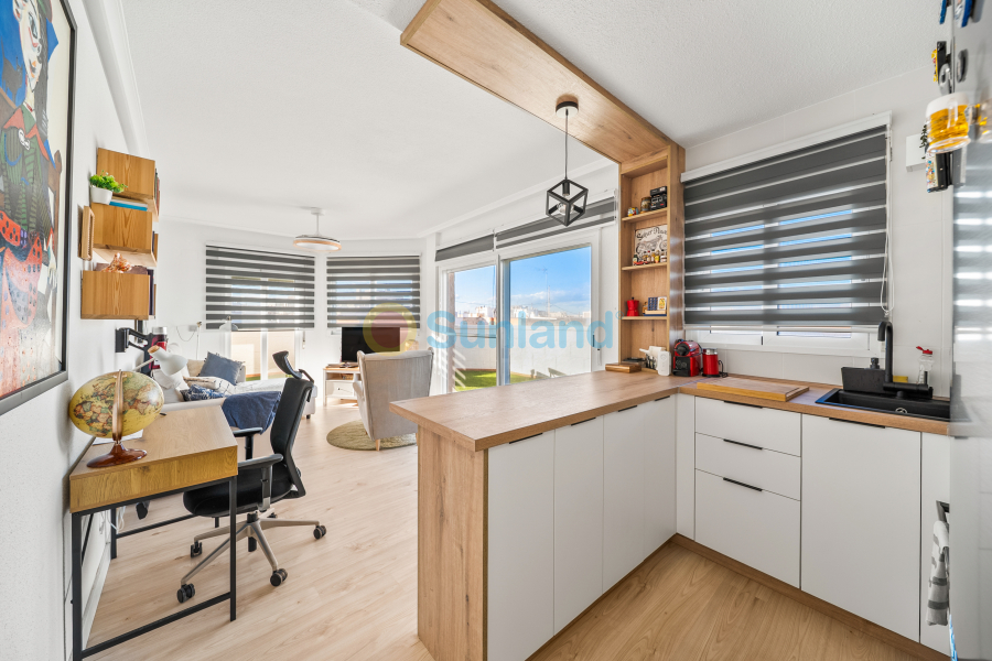 Resale - Ático - Torrevieja - La Mata